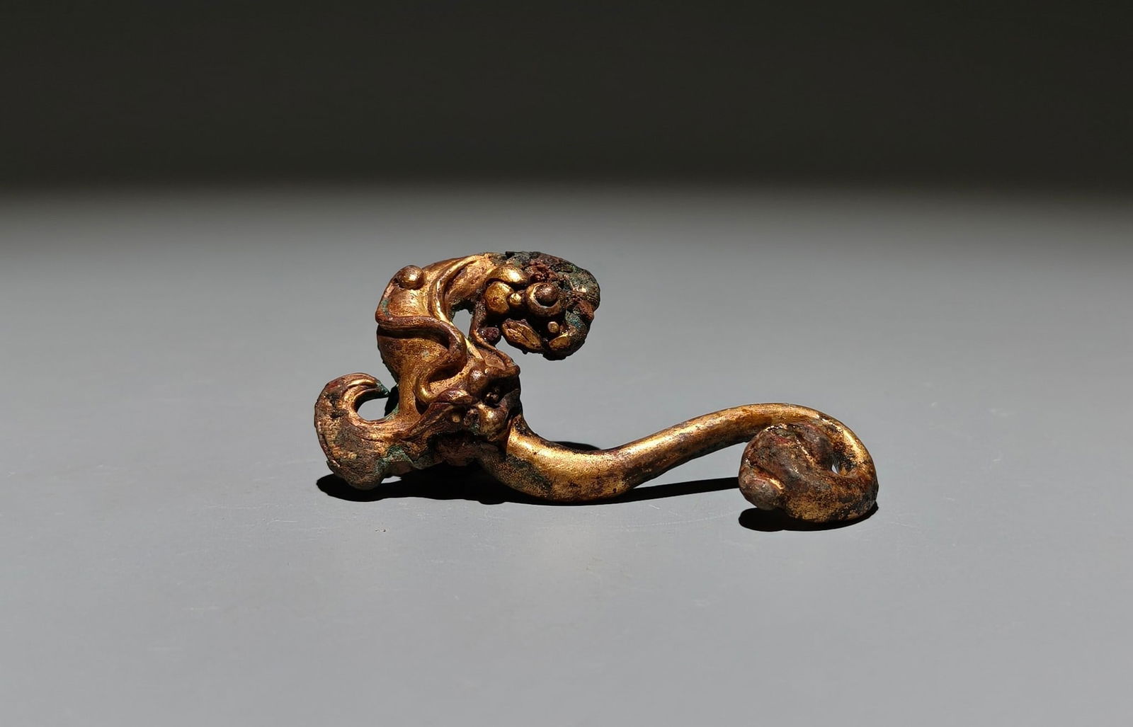 An Exquisite Gilt Bronze Auspicious Beast Pattern Hook (1 of 9)