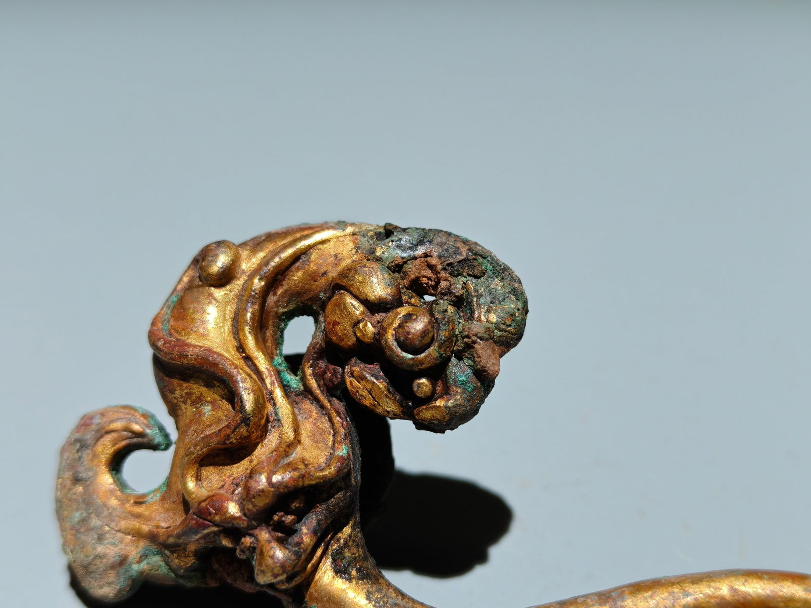 An Exquisite Gilt Bronze Auspicious Beast Pattern Hook - 4