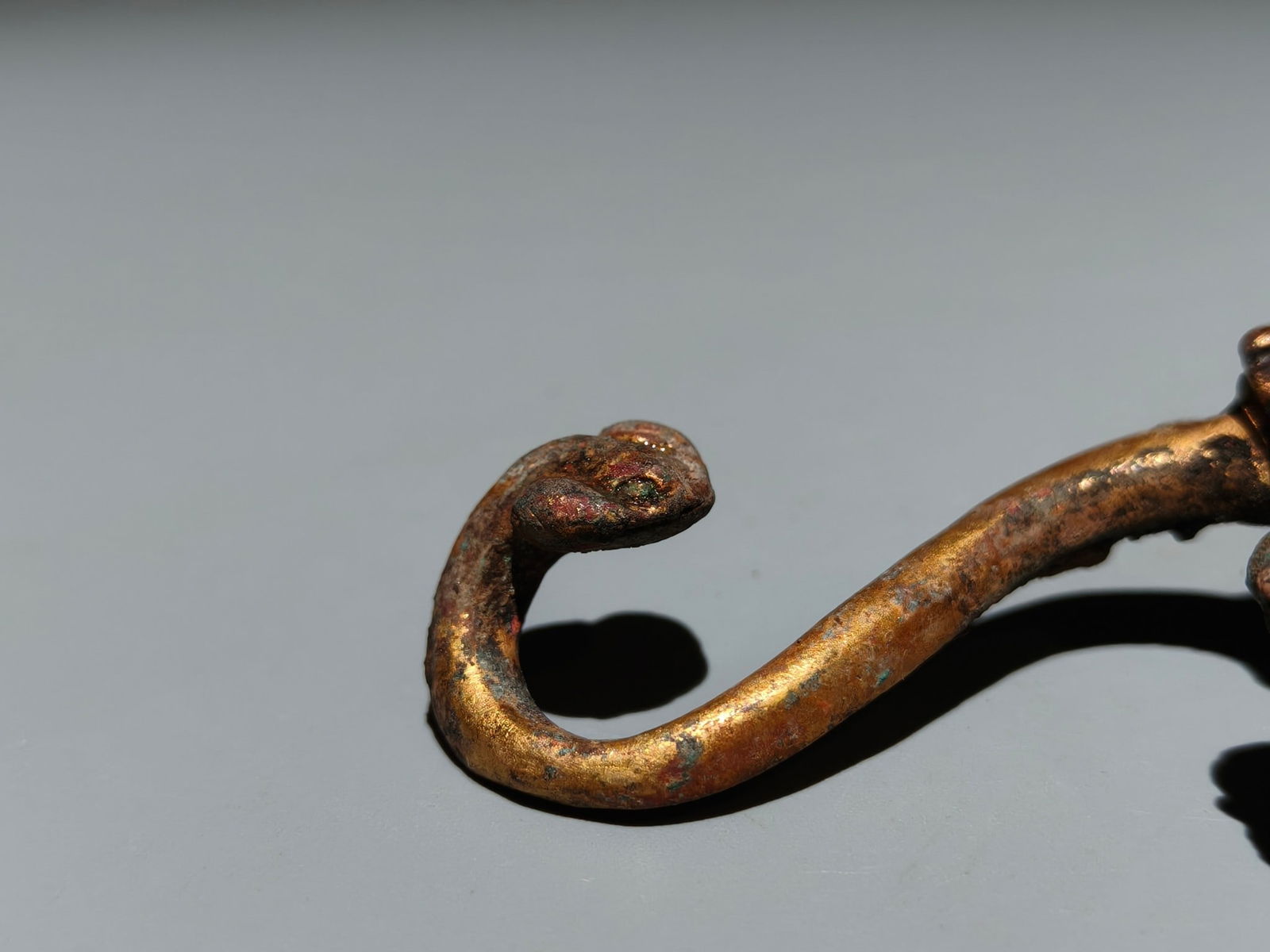 An Exquisite Gilt Bronze Auspicious Beast Pattern Hook - 8