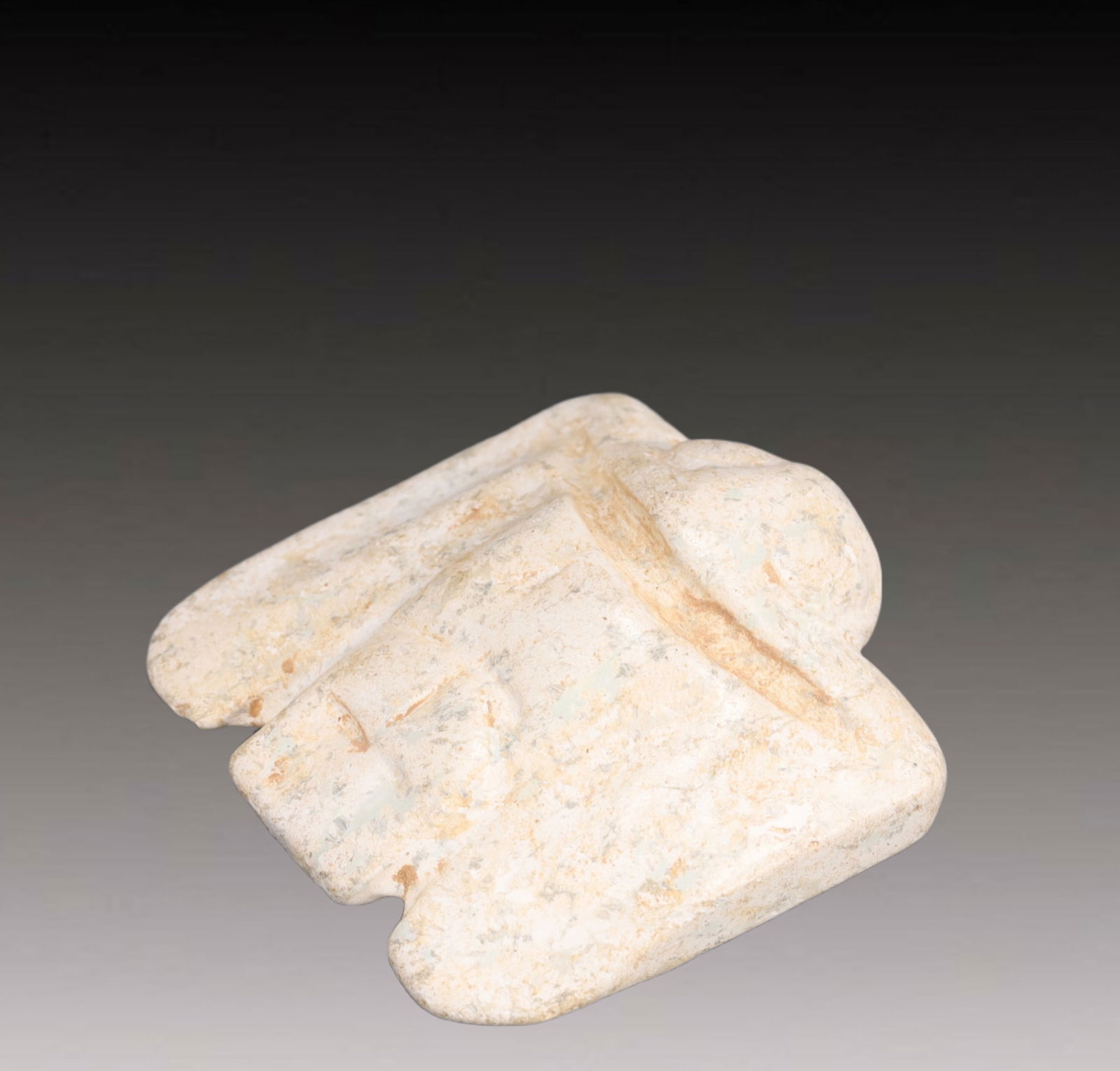 An Archaic Hongshan Culture Yellow Jade Ornament: An Archaic Hongshan Culture Yellow Jade Ornament,Ancient Time, China,Size:2inx2inx0.6in Weight:57.9g 