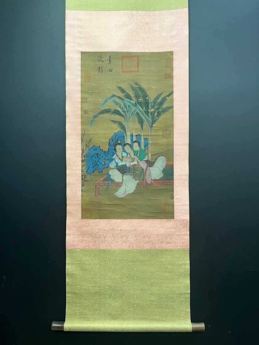 A Chinese Vertical Scroll Ink Painting of Woman on Silk,Zhang Xuan (1 of 9)