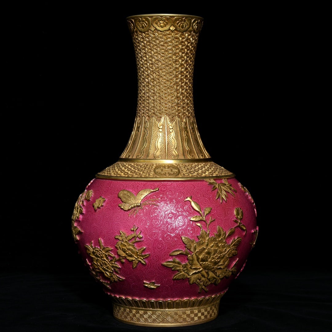 A Rare Ruby Red-Glazed Gold Ground Flower and Butterfly Pattern Vase (1 of 9)