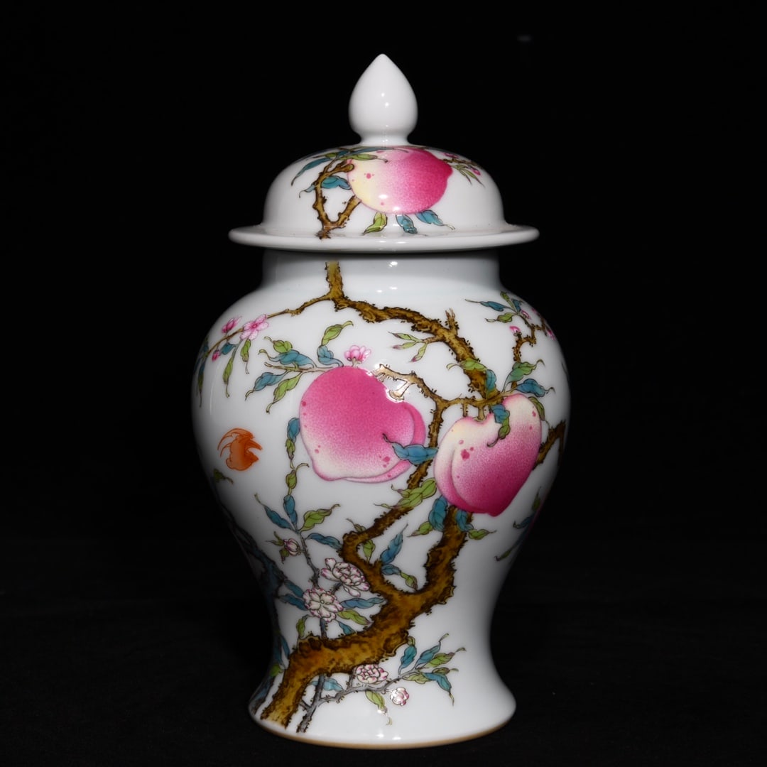 An Exquisite Famille-Rose Bats and Peach Pattern Cover Jar: An Exquisite Famille-Rose Bats and Peach Pattern Cover Jar,Qing Dynasty, China,Yongzheng Four-character Mark,Size:6.7inx4.1in 
