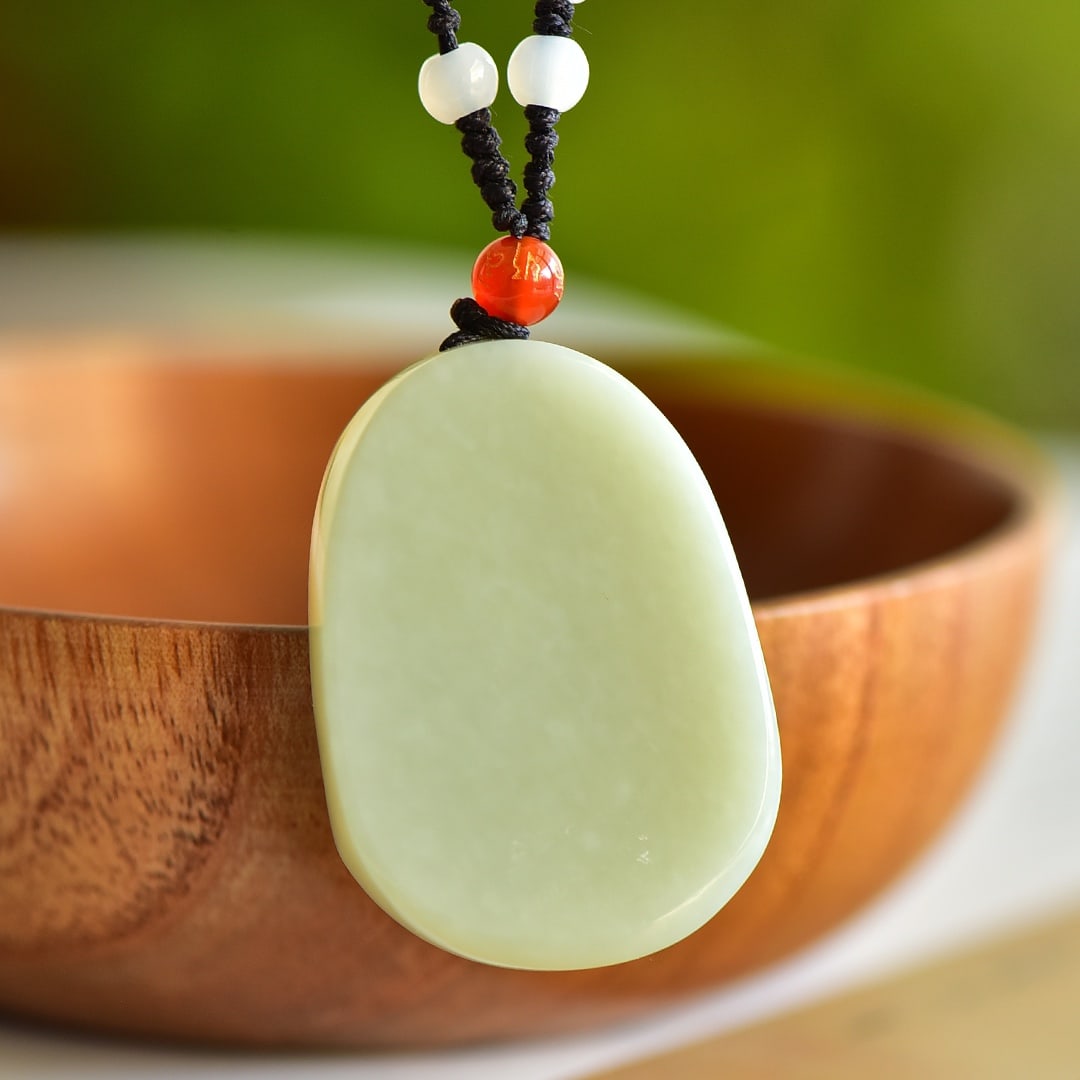 An Exquisite White Jade Snake Pattern Pendant - 5