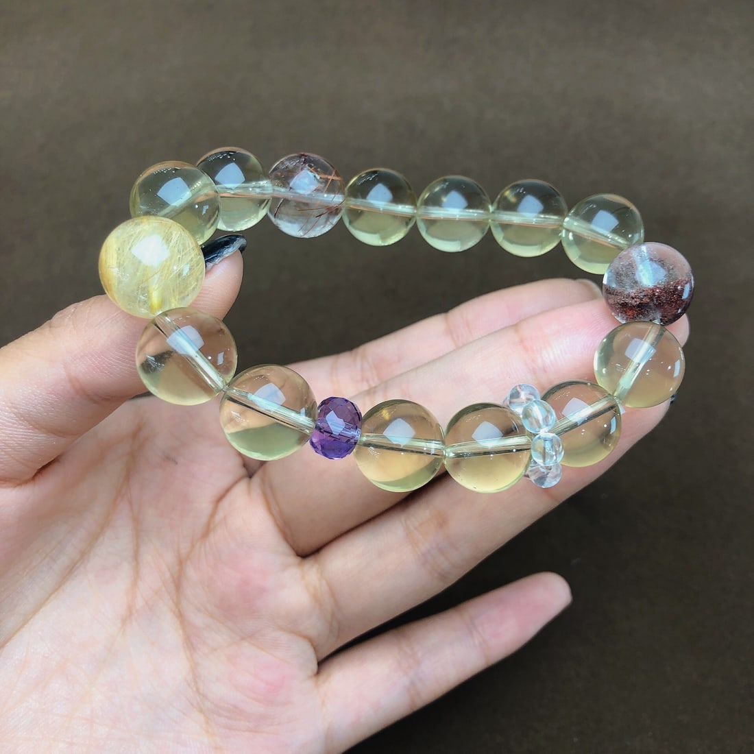 An Exquisite Crystal Bracelets - 4