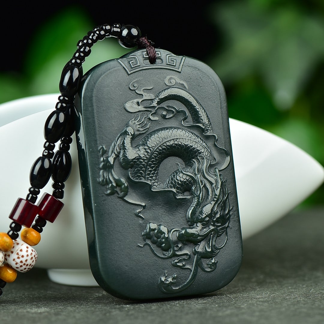 An Exquisite Sapphire Dragon Pattern Pendant - 3