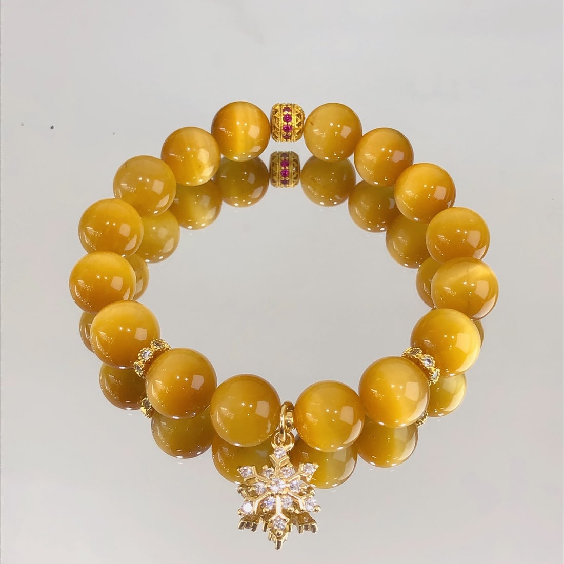 An Exquisite Crystal Bracelets - 2