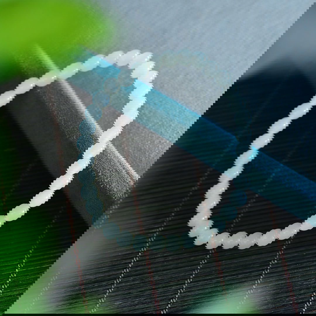 An Exquisite White Jade Bracelets - 3