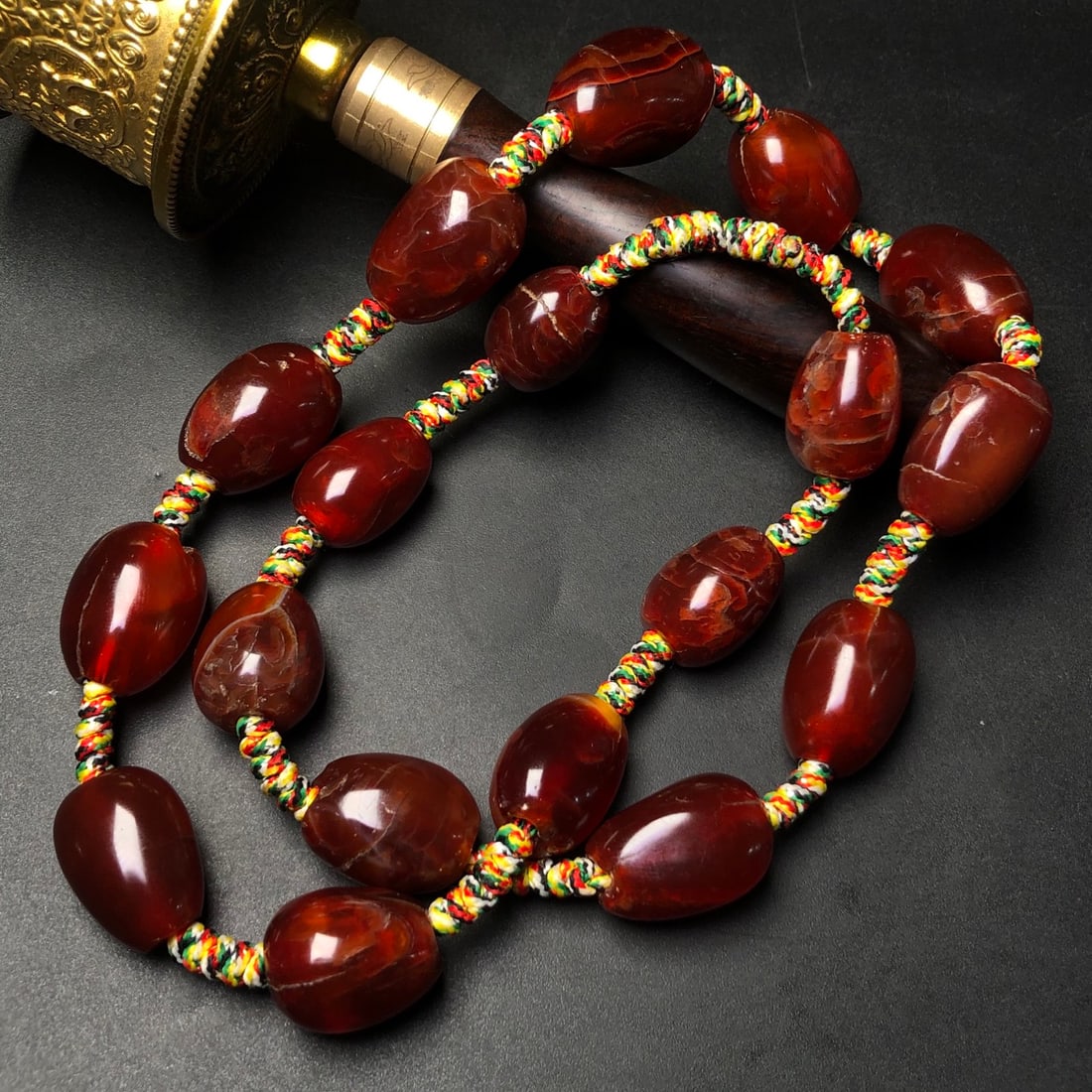 An Exquisite Agate Necklace - 5