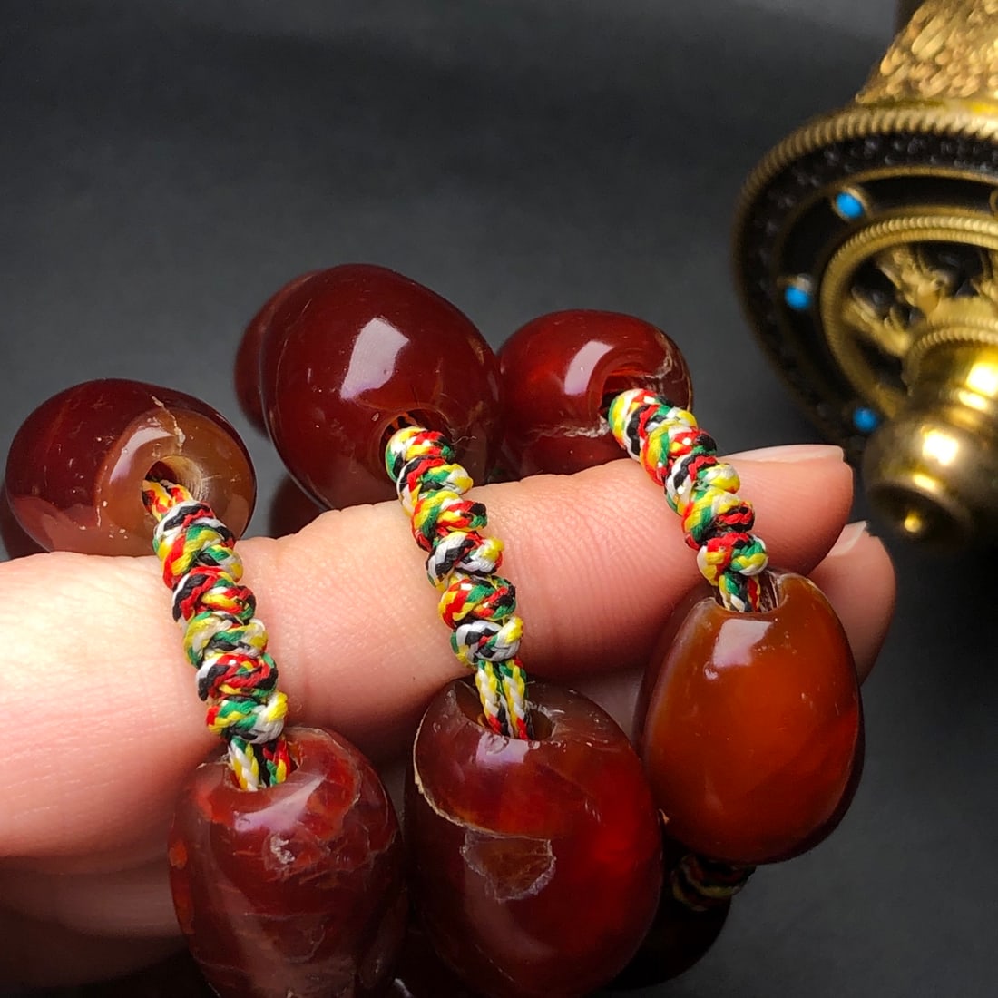 An Exquisite Agate Necklace - 8