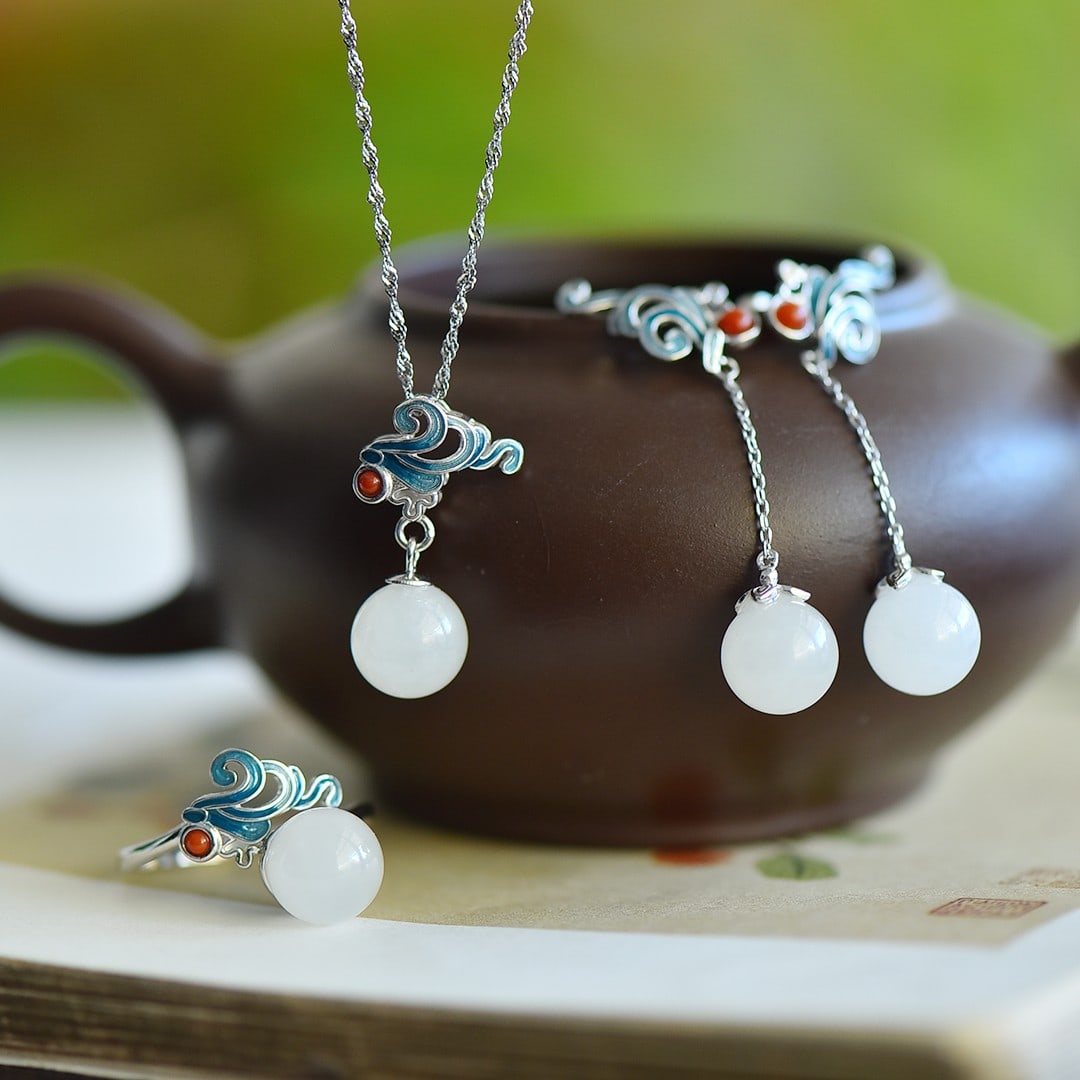 A Set of Fine Sterling Silver Inlaid White Jade Enamel Jewelries: A Set of Fine Sterling Silver Inlaid White Jade Enamel Jewelries 一套纯银镶白玉珐琅首饰