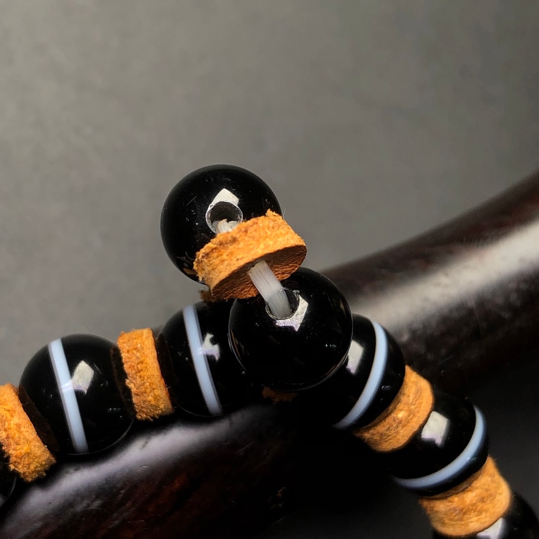 An Exquisite Dzi Bead Bracelets - 9