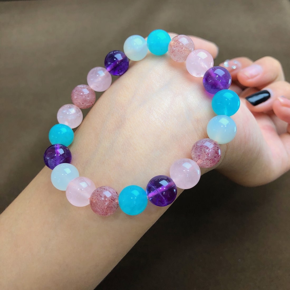 An Exquisite Multi-Gem Bracelets - 4
