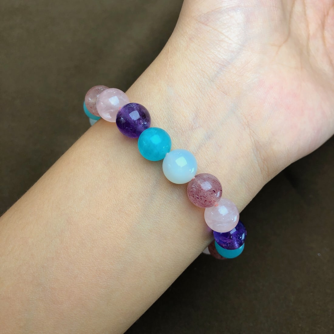 An Exquisite Multi-Gem Bracelets - 7