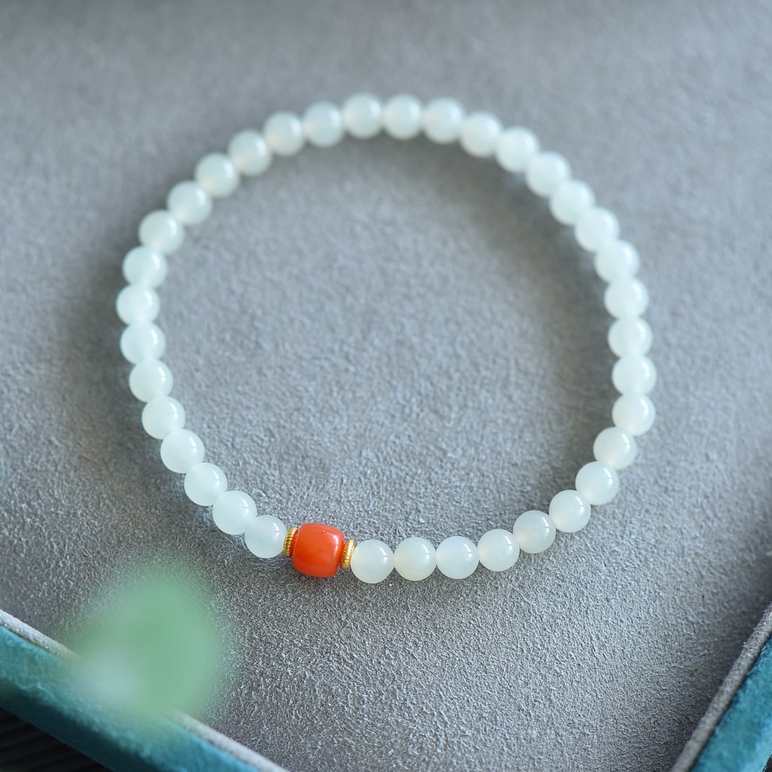 An Exquisite White Jade Bracelets - 4