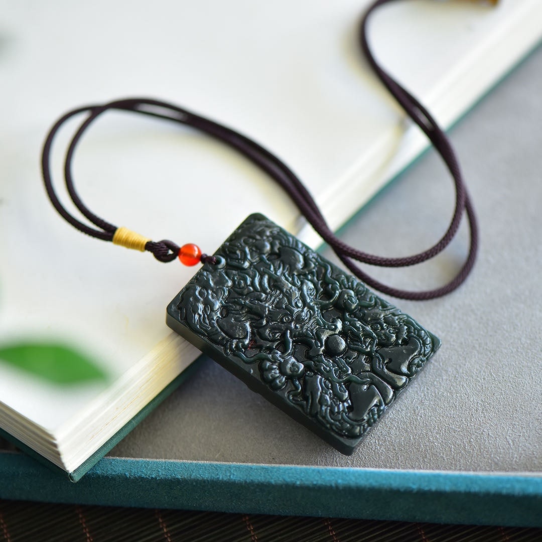 An Exquisite Sapphire Dragon Pattern Pendant - 5