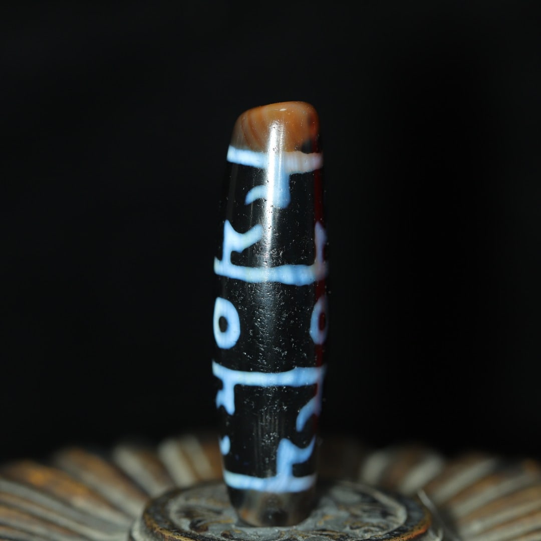 An Exquisite Dzi Bead Pendant - 2