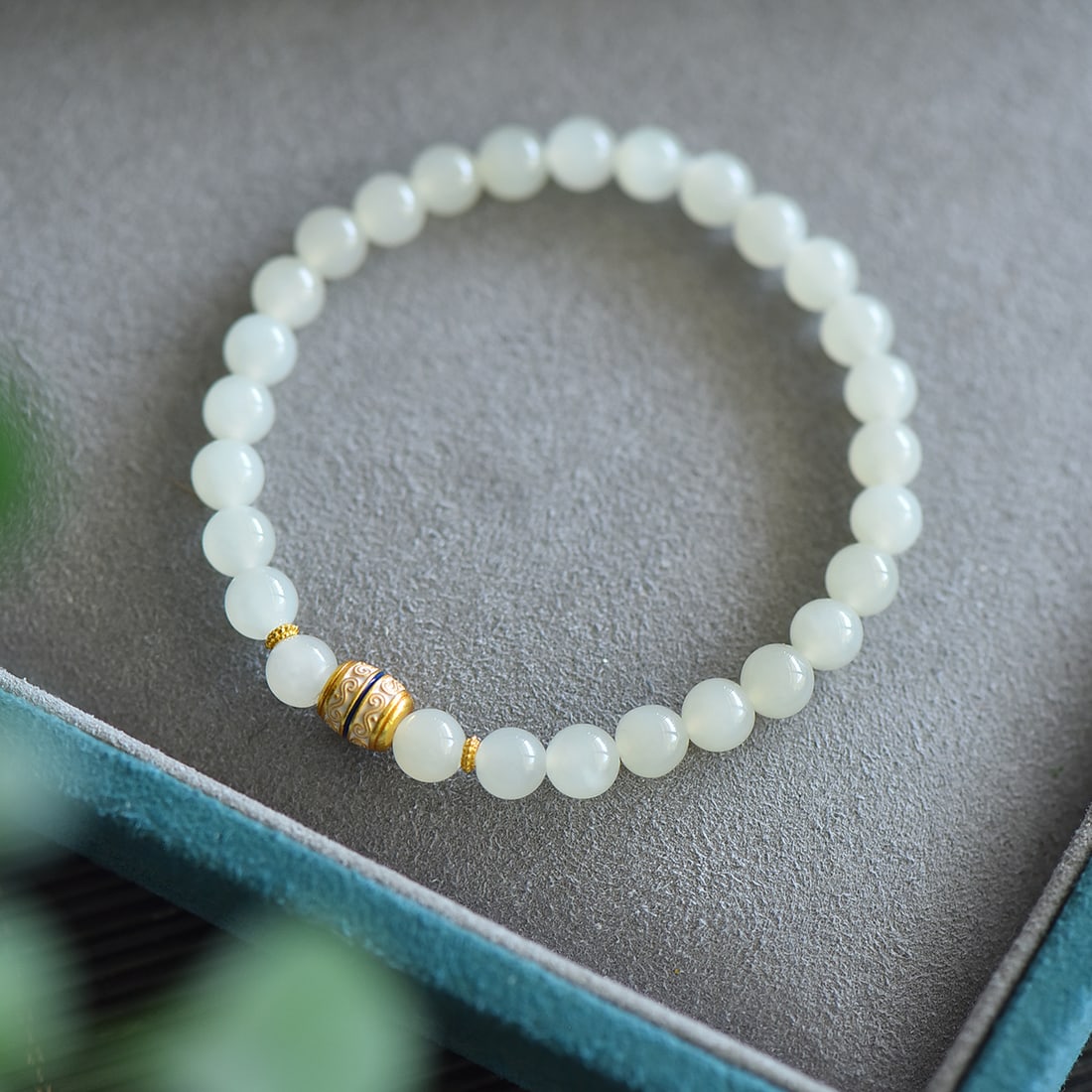 An Exquisite White Jade Bracelets - 3