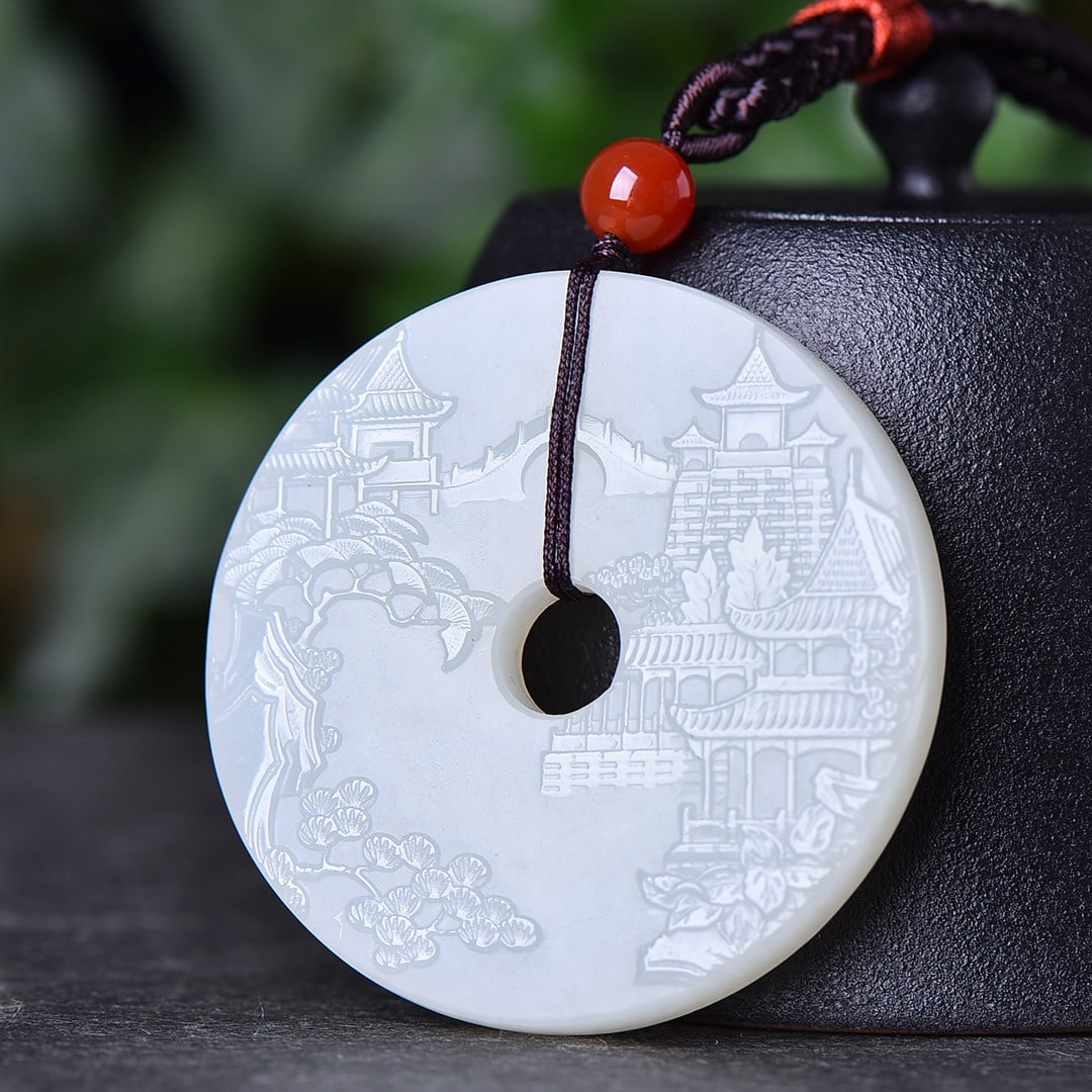 An Exquisite White Jade Landscape Pattern Pendant - 2