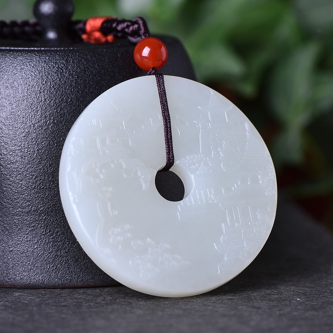 An Exquisite White Jade Landscape Pattern Pendant - 4