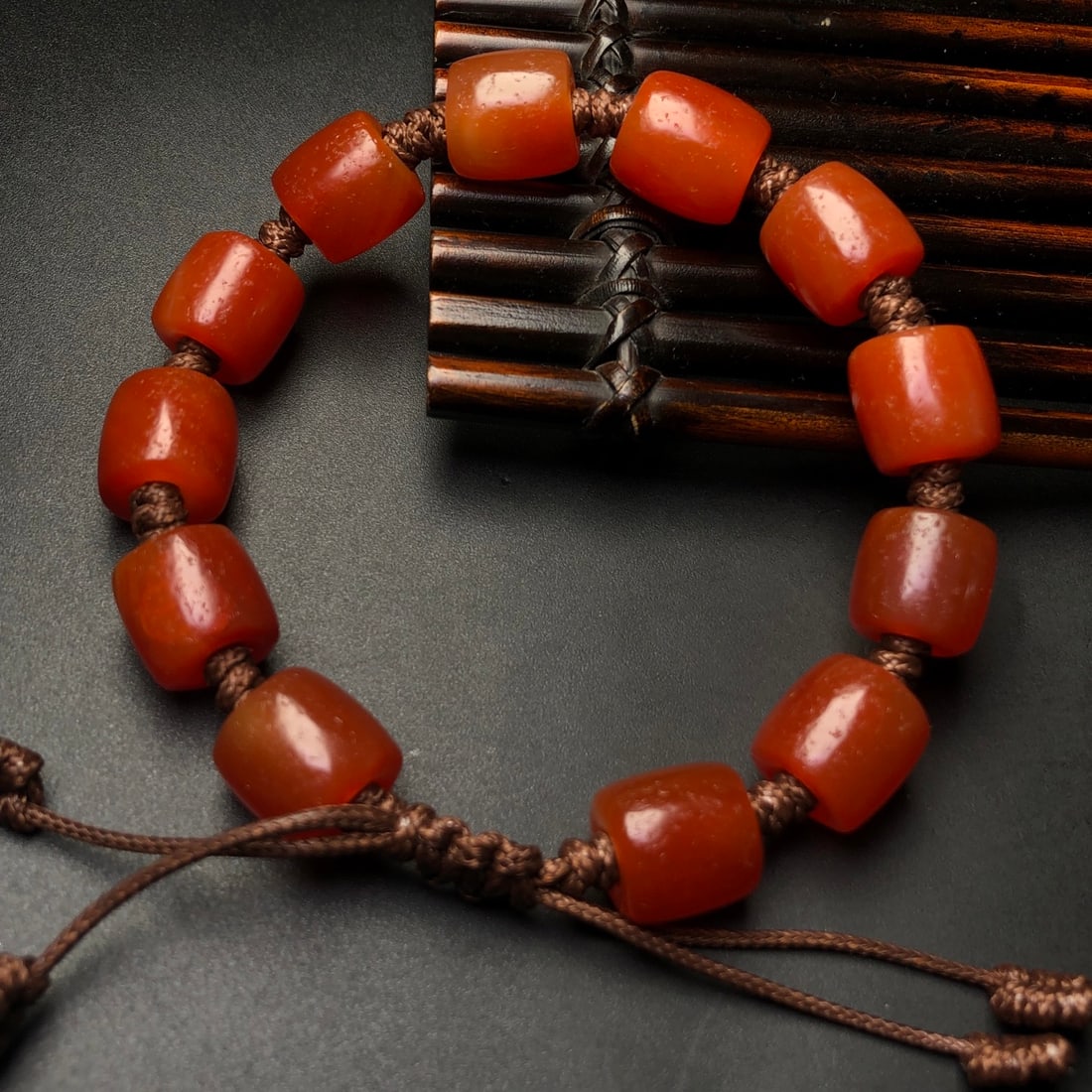 An Exquisite Agate Bracelets - 3