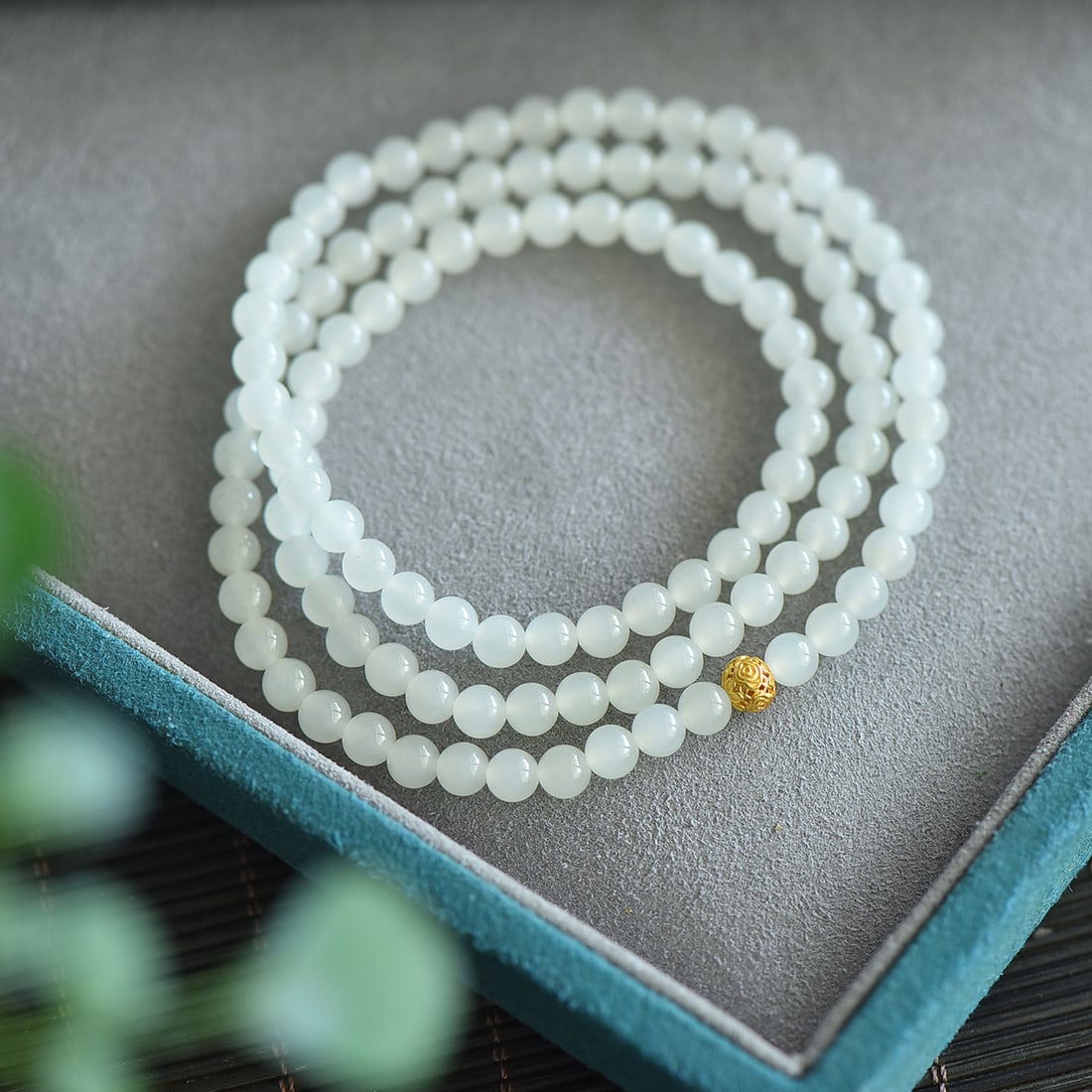 An Exquisite White Jade Bracelets - 3
