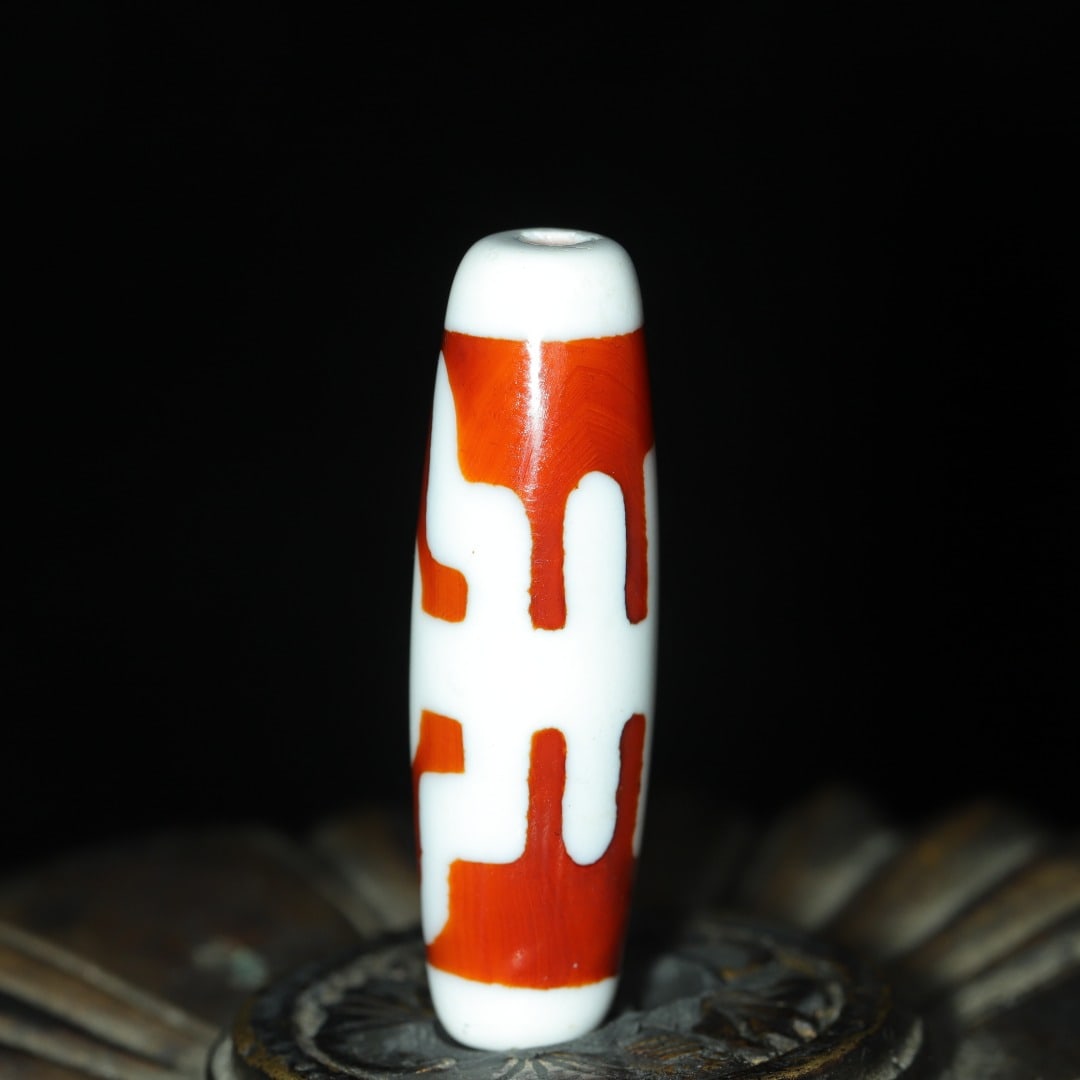 An Exquisite Dzi Bead Pendant - 2