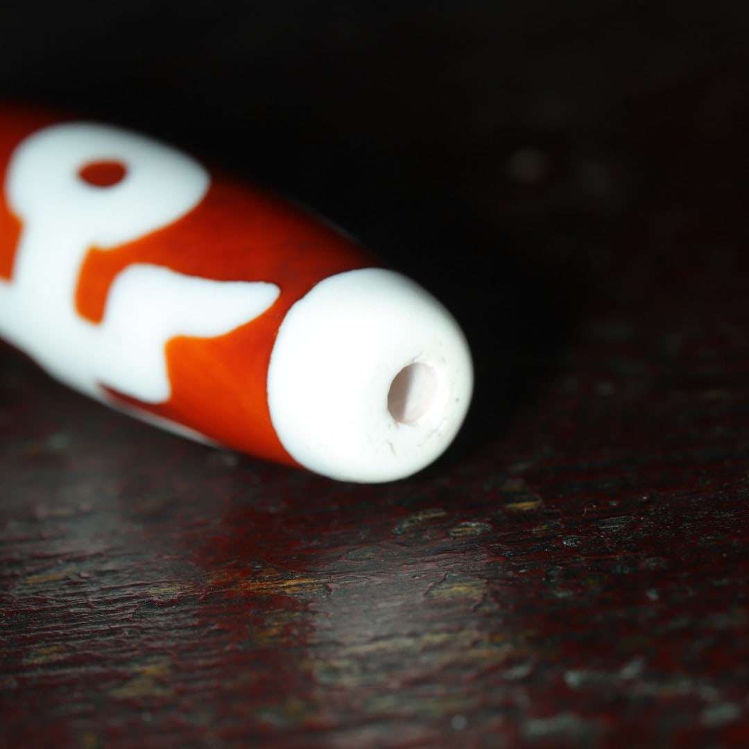 An Exquisite Dzi Bead Pendant - 9