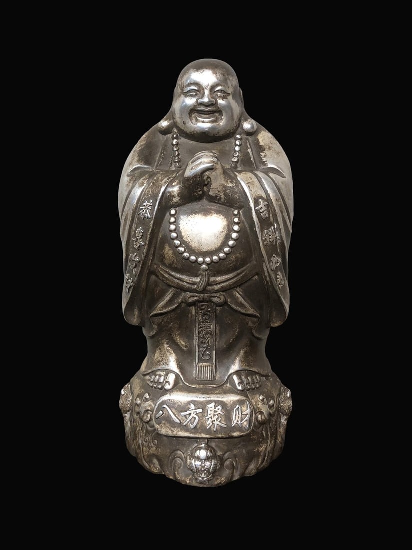 A Exquisite Silver Gilt Bronze Buddha Statue Ornament: A Exquisite Silver Gilt Bronze Buddha Statue Ornament,Qing Dynasty, China,Qianlong Four-character Mark,Size:13.5cmx11.5cmx29.5cm,Weight:4183g ?????????,????,?????