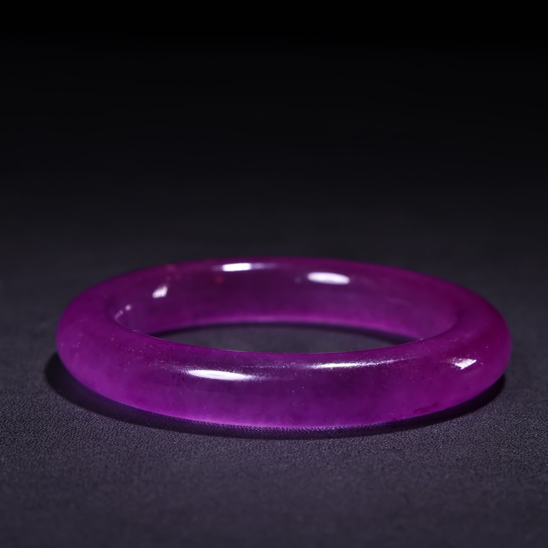 A Exquisite Violet Jadeite Bracelets - 2