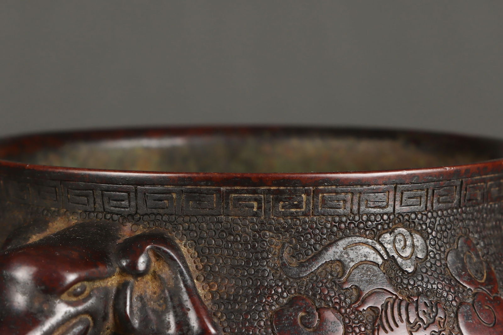 A Exquisite Bronze Bat Pattern Elephant Head-Ears Censer - 4