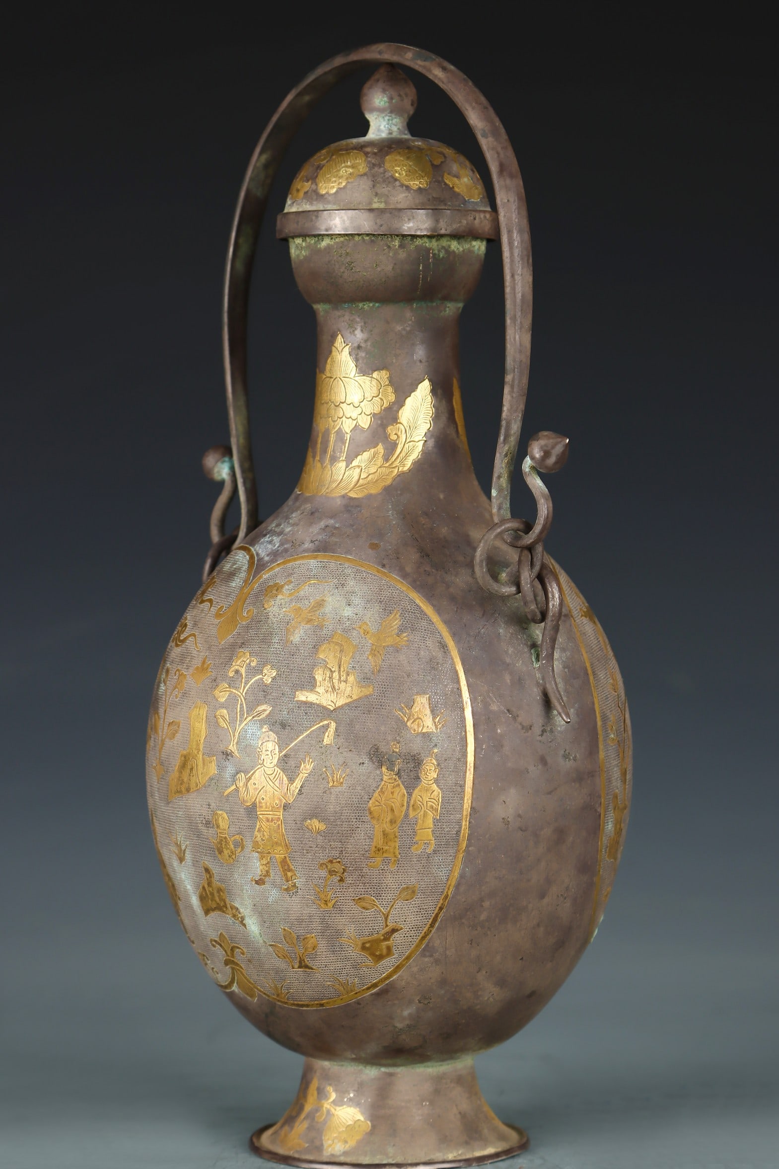 A Exquisite Gilt Silver Figures Pattern Ewer - 2