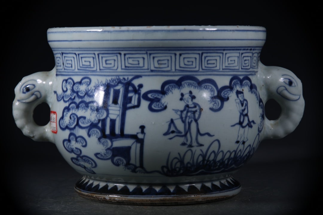 Blue and White Figures Pattern Elephant-Ears Censer: Blue and White Figures Pattern Elephant-Ears Censer,Ming Dynasty, China,Size:16.5cmx21cm ?????????,????