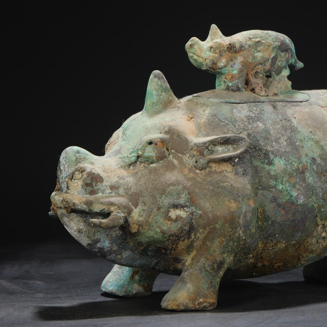 A Exquisite Bronze Auspicious Beast Vase - 3