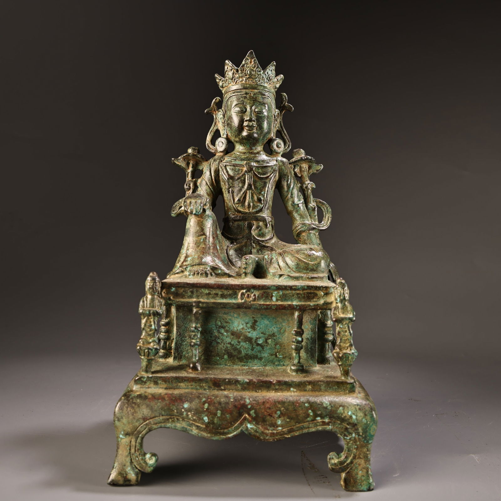 A Exquisite Bronze Statue of Tara and Avalokitesvara: A Exquisite Bronze Statue of Tara and Avalokitesvara,Ming Dynasty, China,Size:25cmx14cm,Weight:1600g ??????????????,????