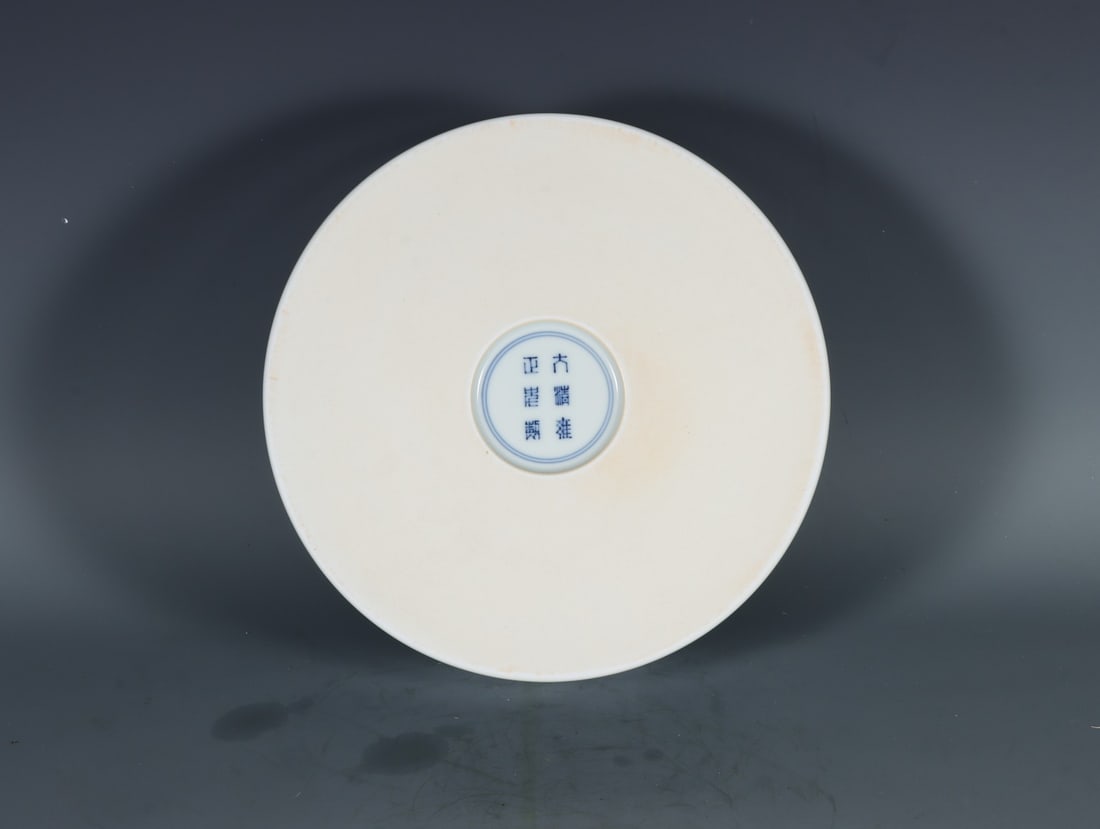 A Exquisite Blue and White Lotus Figures Pattern Box - 8