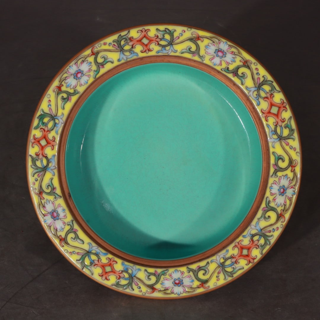 A Exquisite Enamel Painted Gold Flower Pattern Box - 5