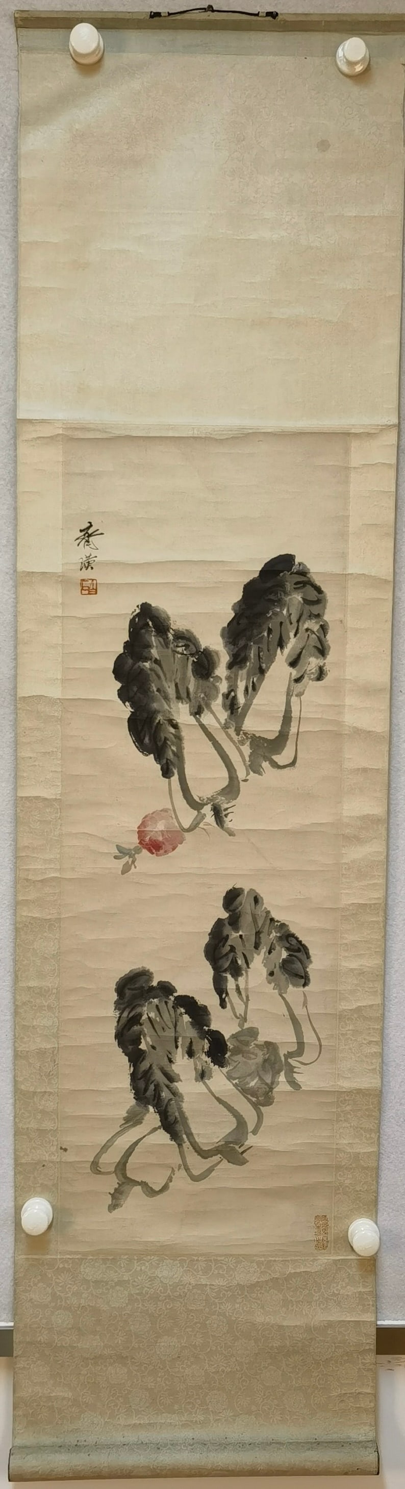 A Chinese Vertical Scroll Ink Painting of Cabbage on Paper: A Chinese Vertical Scroll Ink Painting of Cabbage on Paper,Modern Time of China,Qi Baishi,without frame size:90cmx30cm ??????????????,???,????