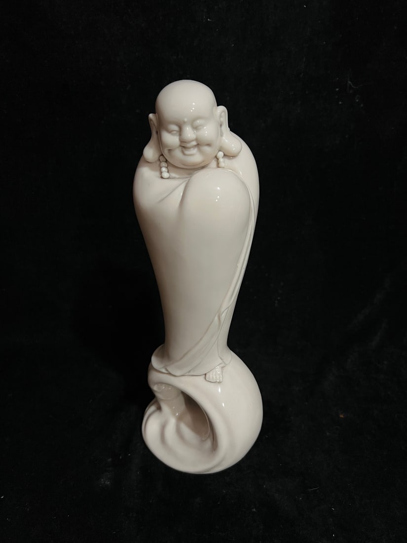 A Exquisite Blan De Chine Buddha Ornament: A Exquisite Blan De Chine Buddha Ornament,Ming Dynasty, China,With Mark,Size:35.5cm ????????,????,??