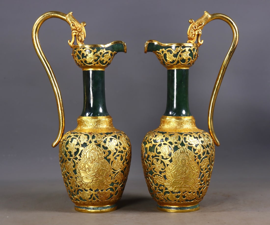 A pair of Exquisite Hetian Jasper Cover with Gold Inlaid Dragon Mouth Vase: A pair of Exquisite Hetian Jasper Cover with Gold Inlaid Dragon Mouth Vase,Tang Dynasty, China,Size:11.5cmx7cmx23.5cm, Total Weight:1391g ??????????????,?????