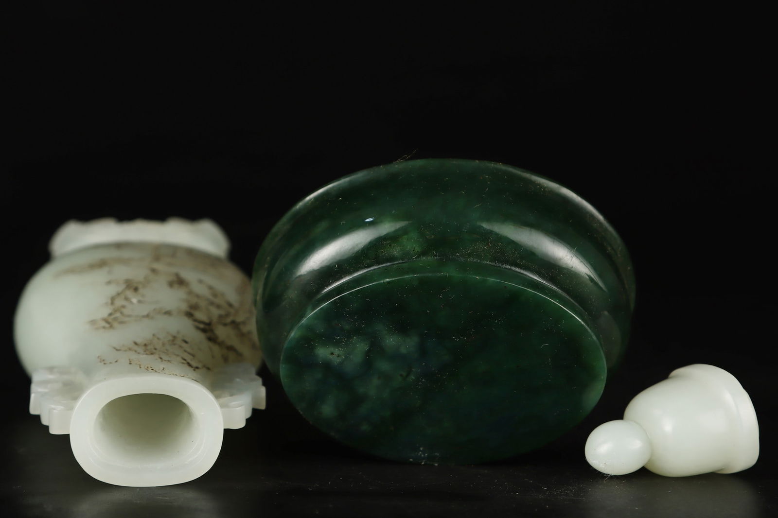 Hetian Jade Landscape Pattern Vase - 7