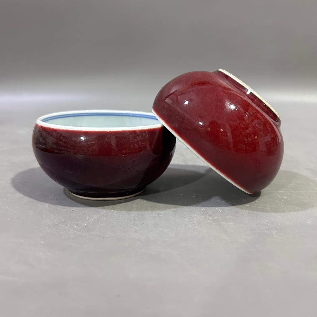 A pair of Exquisite Ji Red Glazed Blue and White Fish and Lotus Pattern Cup: A pair of Exquisite Ji Red Glazed Blue and White Fish and Lotus Pattern Cup,Ming Dynasty, China,Xuande Six-character Mark,Size:8.5cmx5cm ??????????????,????,?????