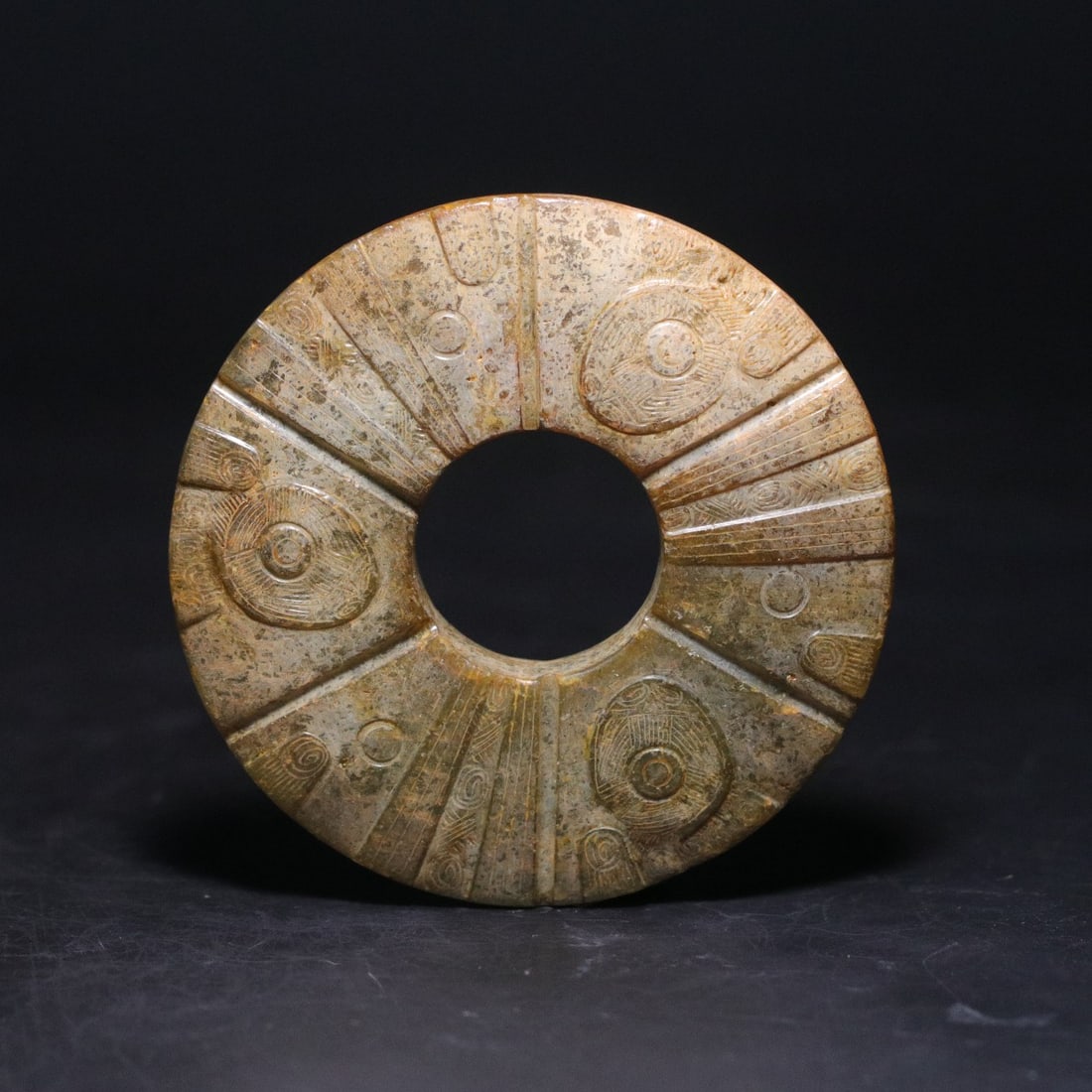 A Exquisite Gaogu Jade Bi: A Exquisite Gaogu Jade Bi ,Ancient Time, China,Size:6.1cmx0.7cm,Weight:39.5g ??????,?????