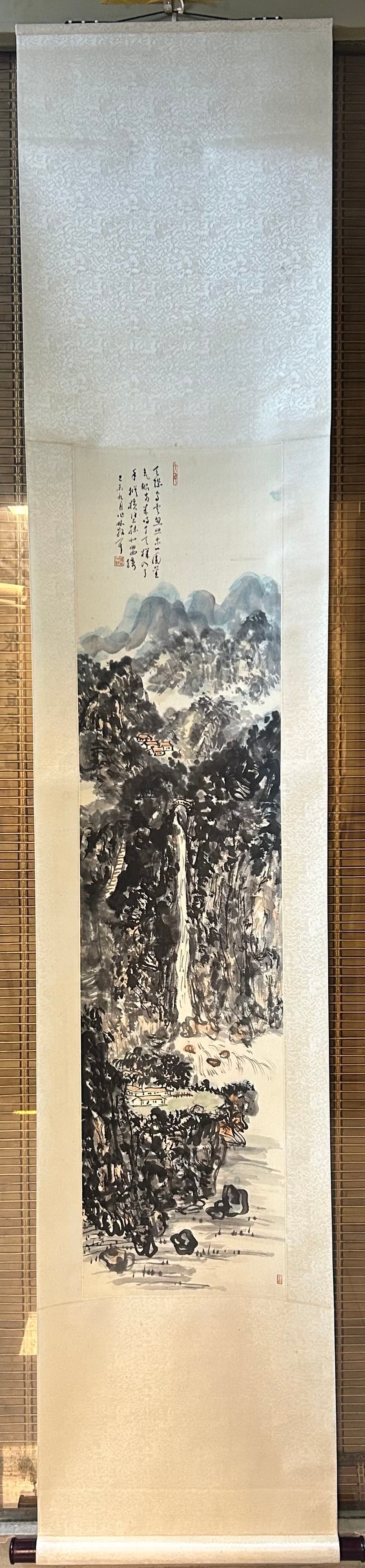 A Chinese Vertical Scroll Ink Painting of Landscape on Paper: A Chinese Vertical Scroll Ink Painting of Landscape on Paper,Modern Time of China,Lin Sanzhi,without frame size:136cmx34cm ?????????????,???,???