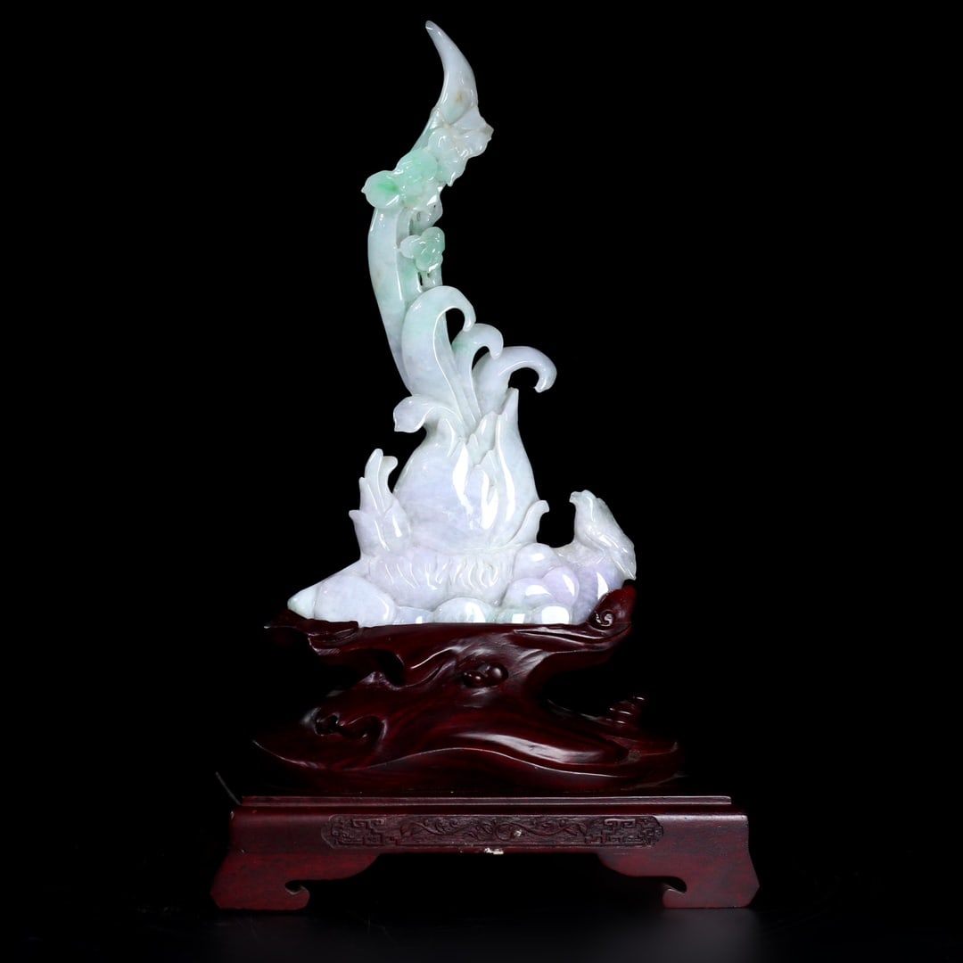 A Exquisite Jadeite Flower Ornament: A Exquisite Jadeite Flower Ornament,Qing Dynasty, China,Size:33cmx19cmx2.5cm,Weight:1110g ???????,????