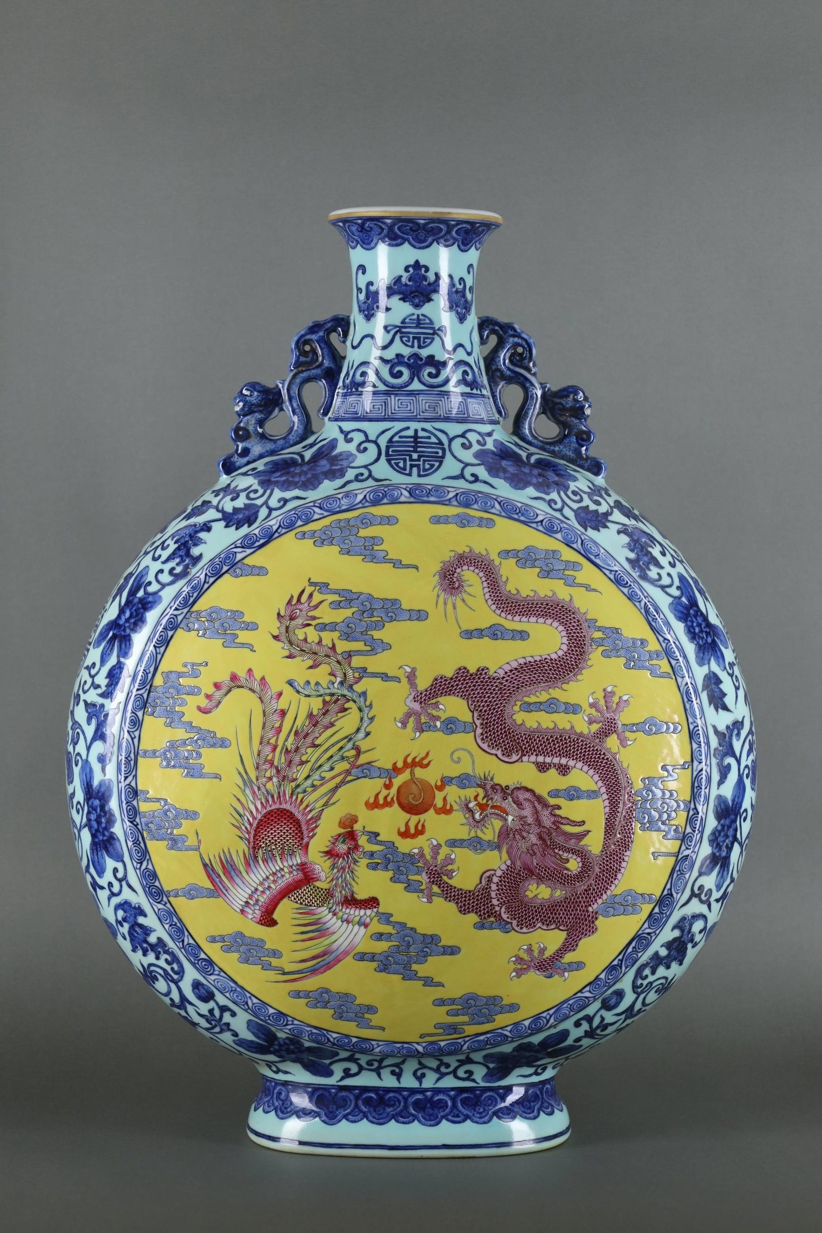 A Exquisite Blue and White Famille-Rose Dragon Phoenix Pattern Vase: A Exquisite Blue and White Famille-Rose Dragon Phoenix Pattern Vase,Qing Dynasty, China,Qianlong Six-character Mark,Size:57.3cmx43cm ?????????,????,?????