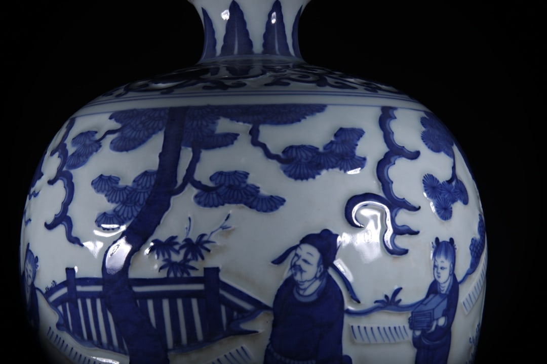 Blue and White Figures Pattern Vase - 2