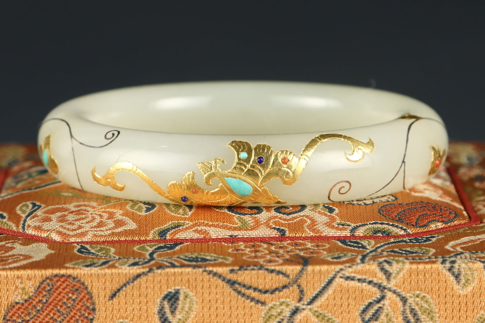 A Exquisite Hotan Jade Bracelets - 2