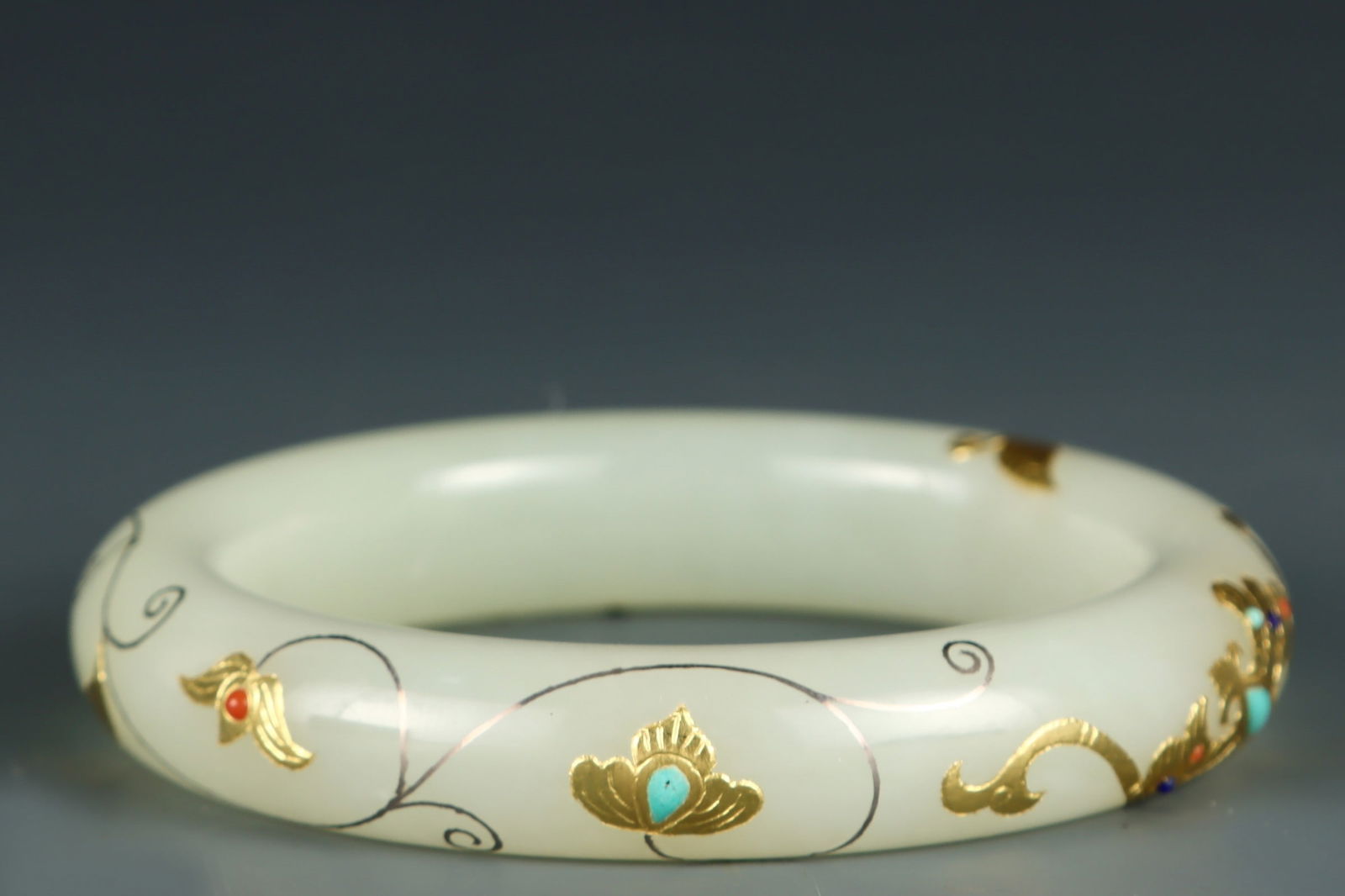 A Exquisite Hotan Jade Bracelets - 3