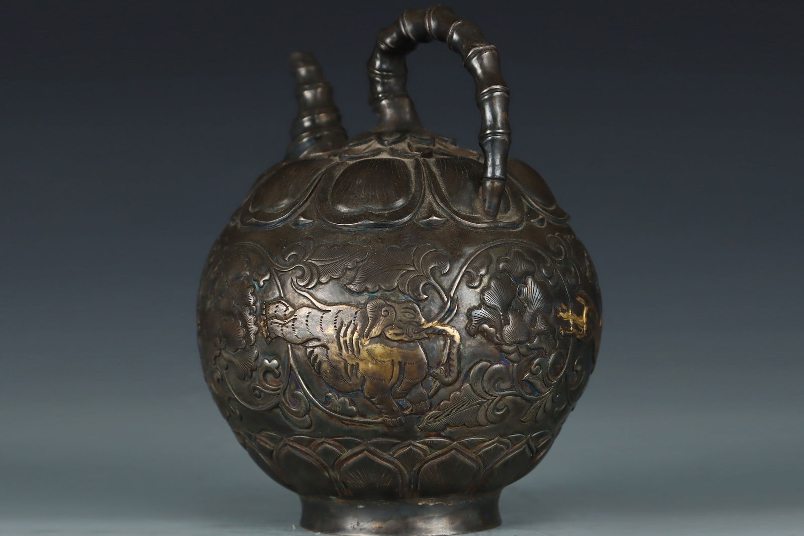 A Exquisite Silver Carved Auspicious Beast Pattern Ewer - 2